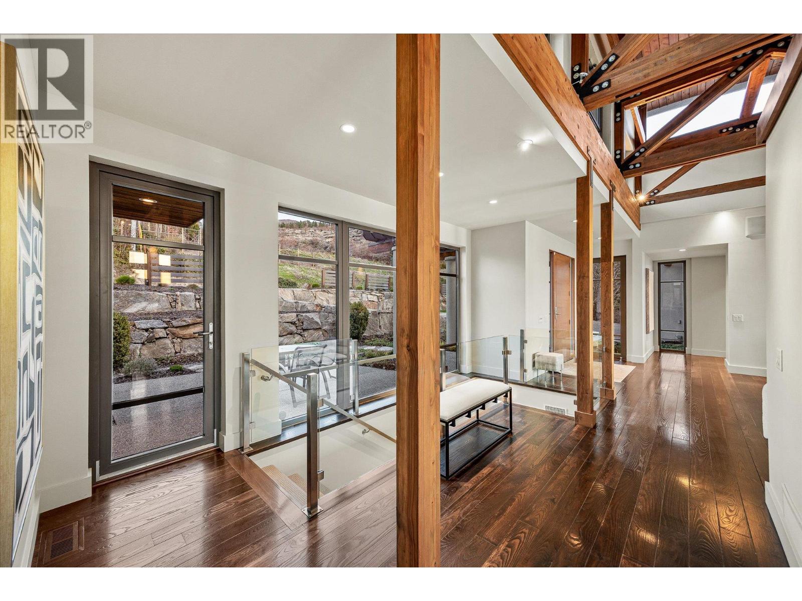  5560 Lakeshore Road, Kelowna