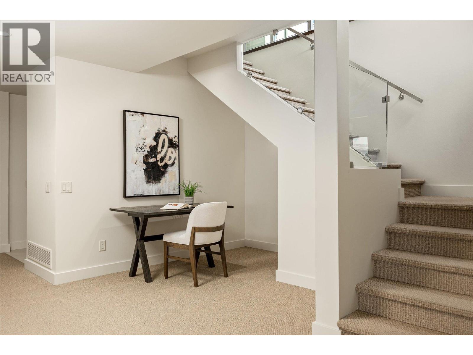  5560 Lakeshore Road, Kelowna