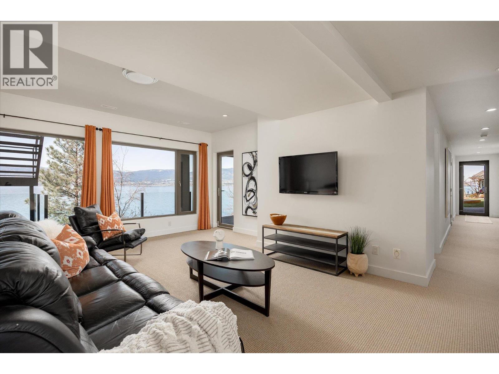  5560 Lakeshore Road, Kelowna