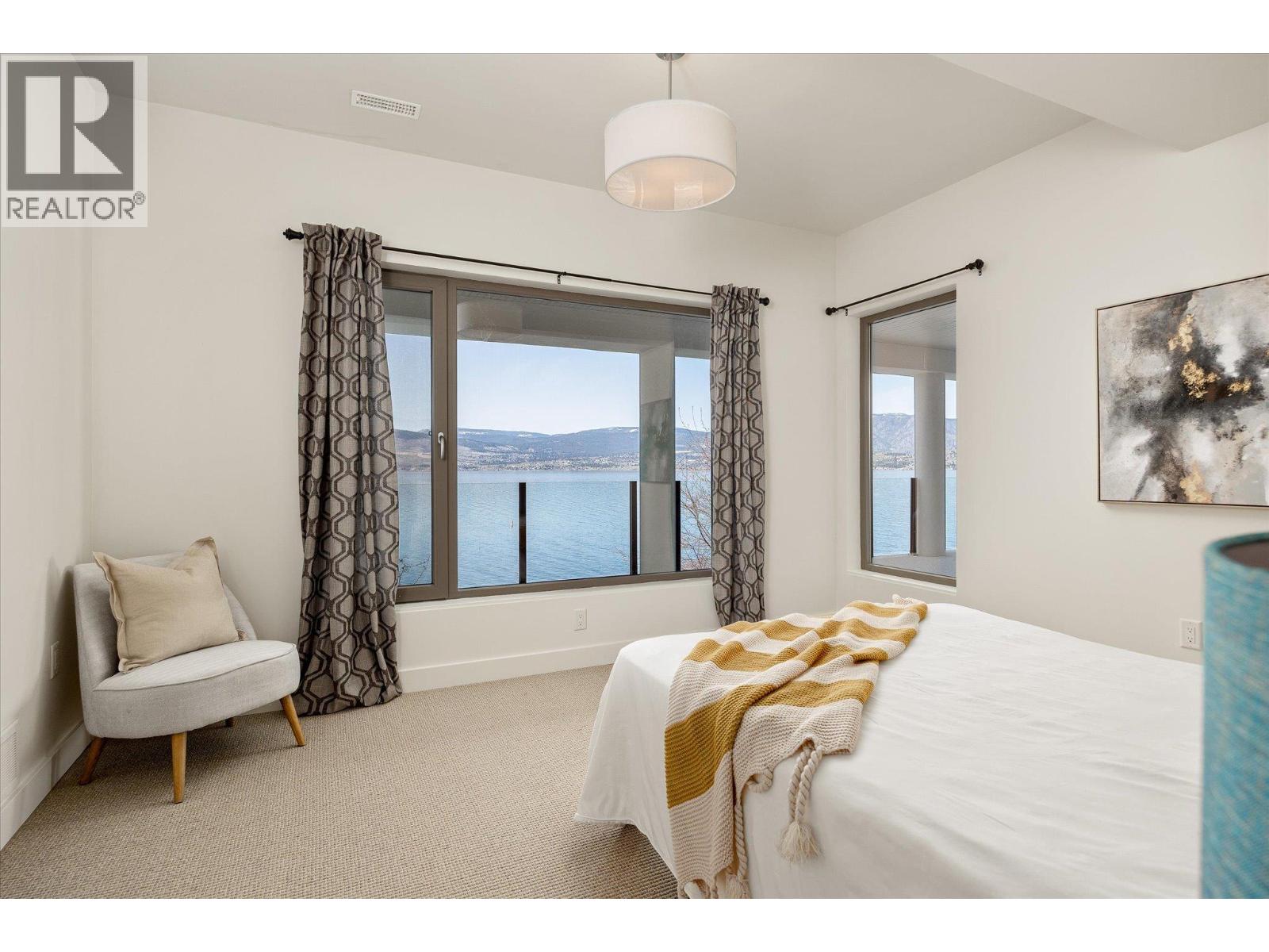  5560 Lakeshore Road, Kelowna