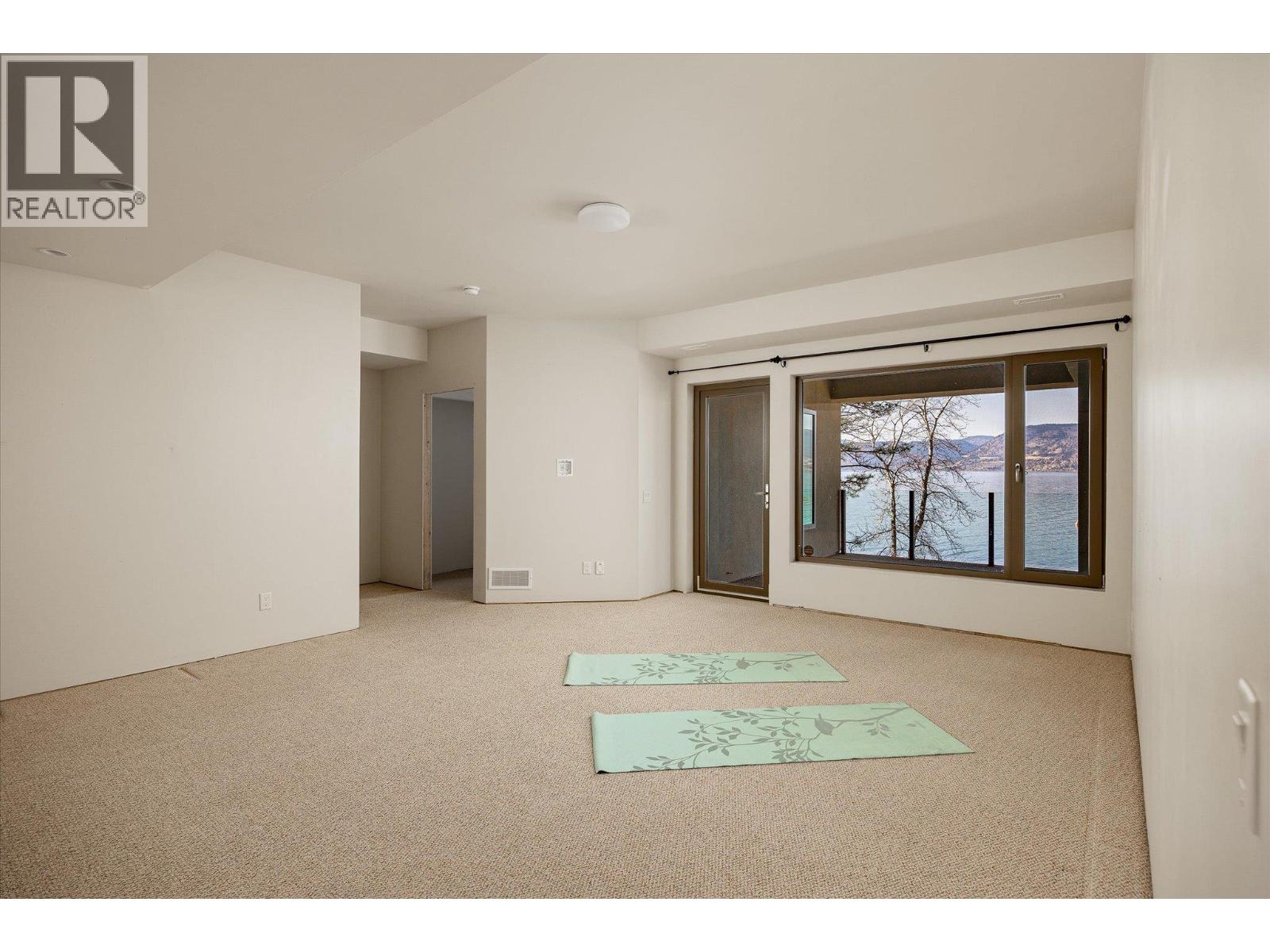  5560 Lakeshore Road, Kelowna