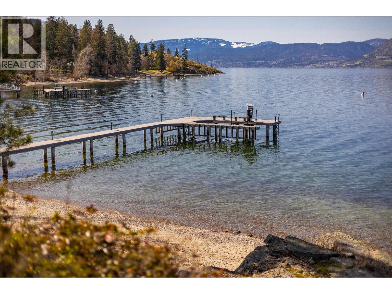  5560 Lakeshore Road, Kelowna