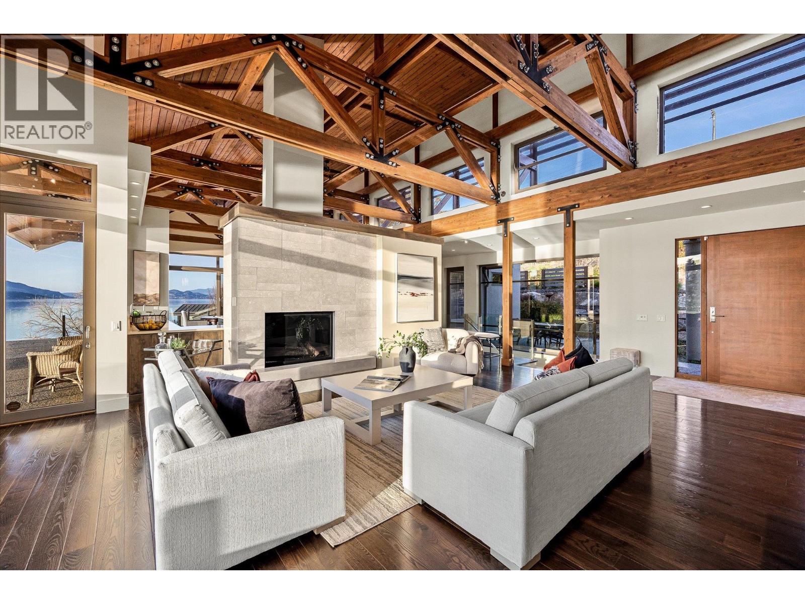  5560 Lakeshore Road, Kelowna