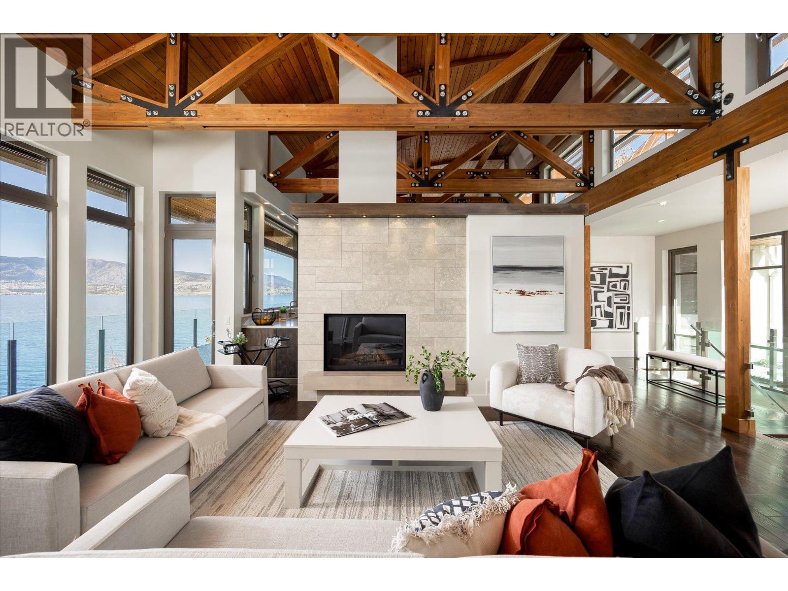  5560 Lakeshore Road, Kelowna