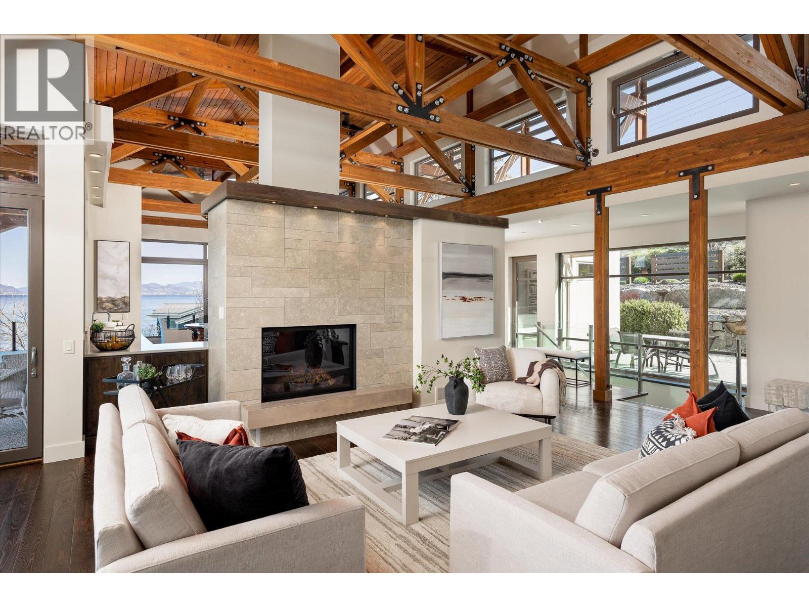  5560 Lakeshore Road, Kelowna