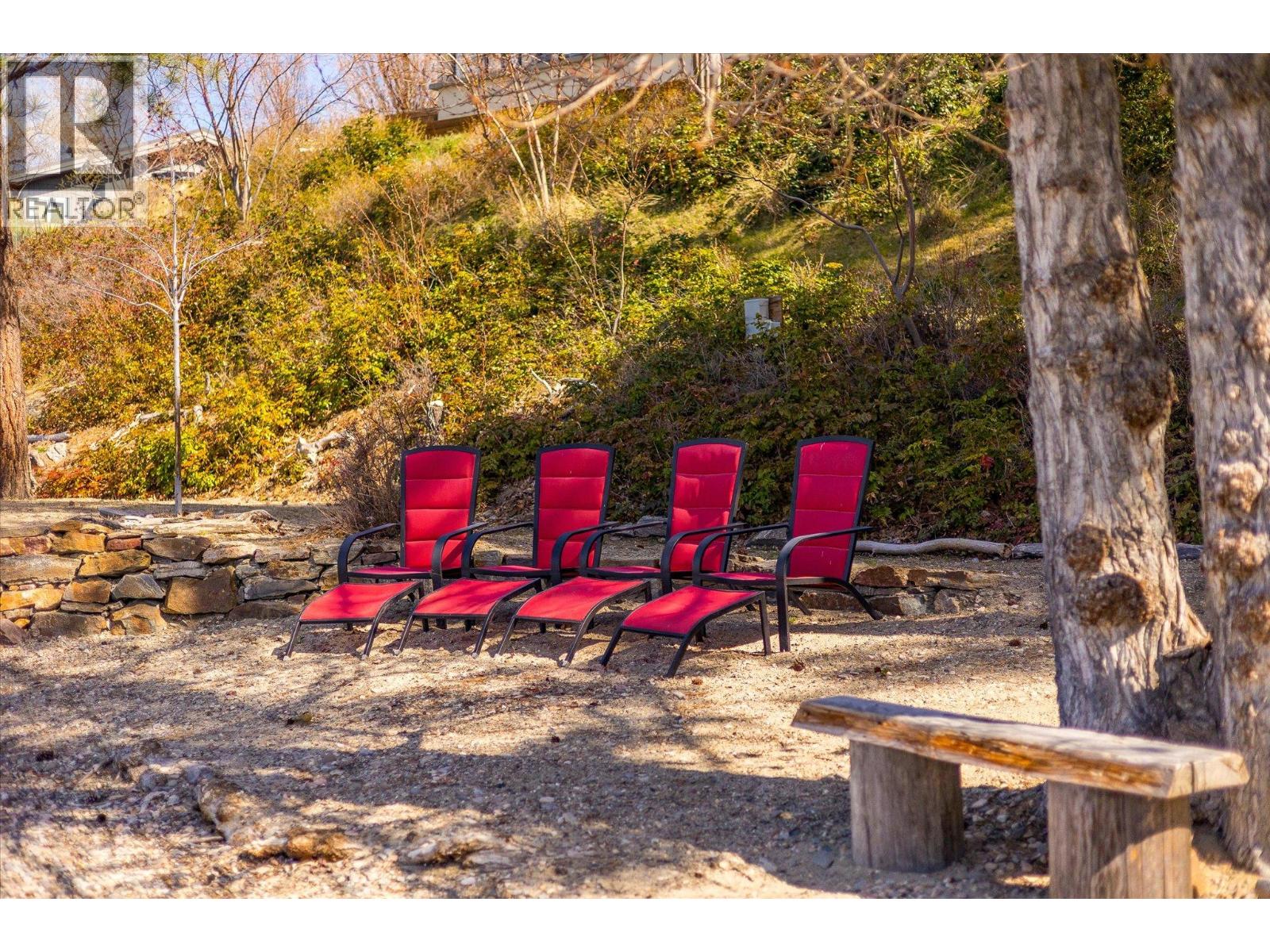  5560 Lakeshore Road, Kelowna