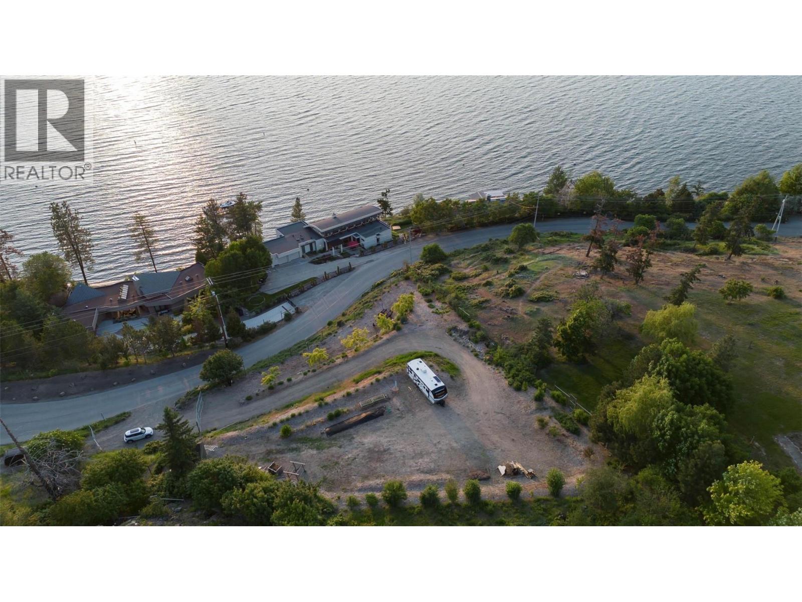  5560 Lakeshore Road, Kelowna