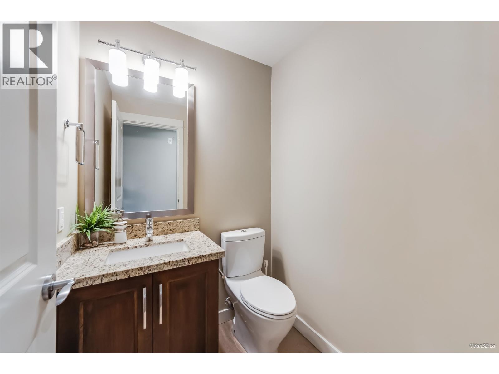 #112-5055 SPRINGS Boulevard, Tsawwassen