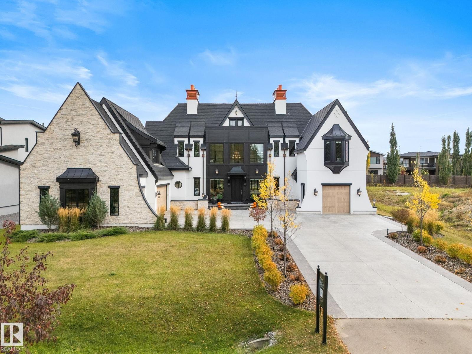 183 WINDERMERE DR NW - 1