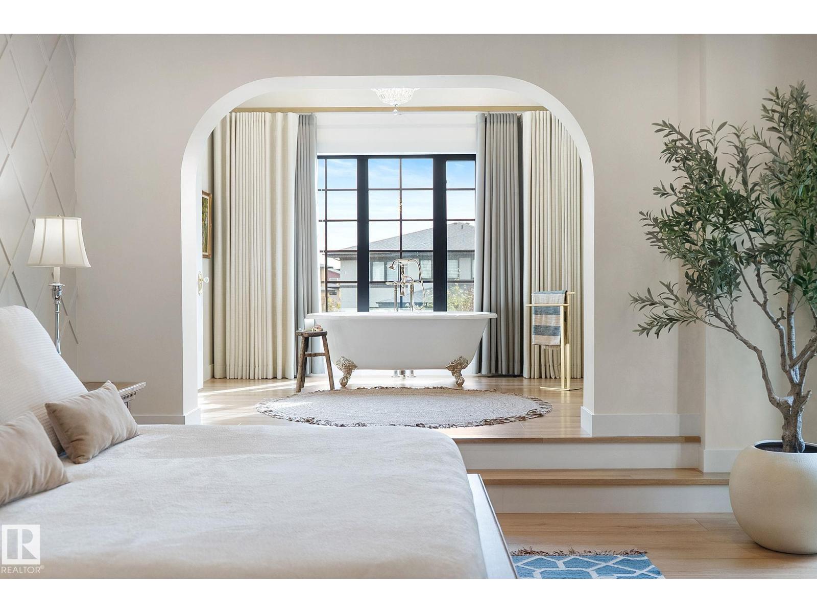 183 WINDERMERE DR NW, Edmonton