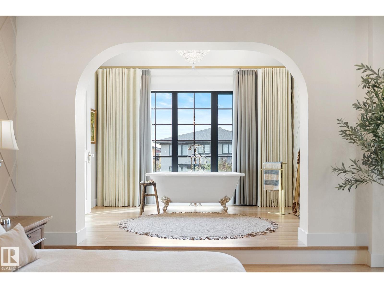 183 WINDERMERE DR NW - 29
