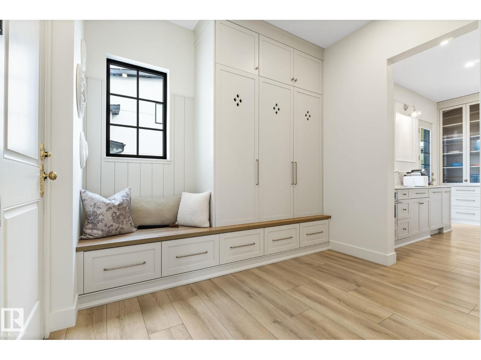 183 WINDERMERE DR NW, Edmonton