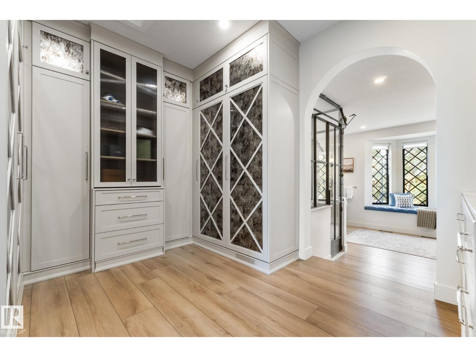 183 WINDERMERE DR NW, Edmonton