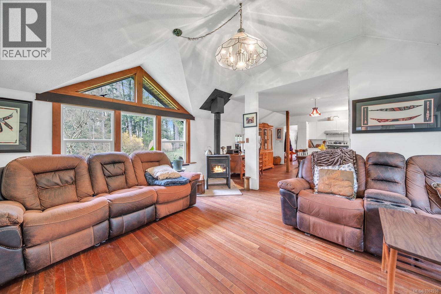 8706 Trans Canada Hwy, Chemainus