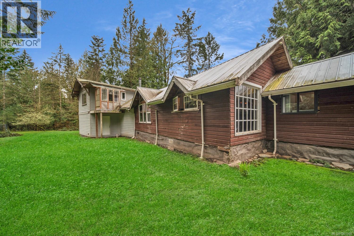 8706 Trans Canada Hwy, Chemainus