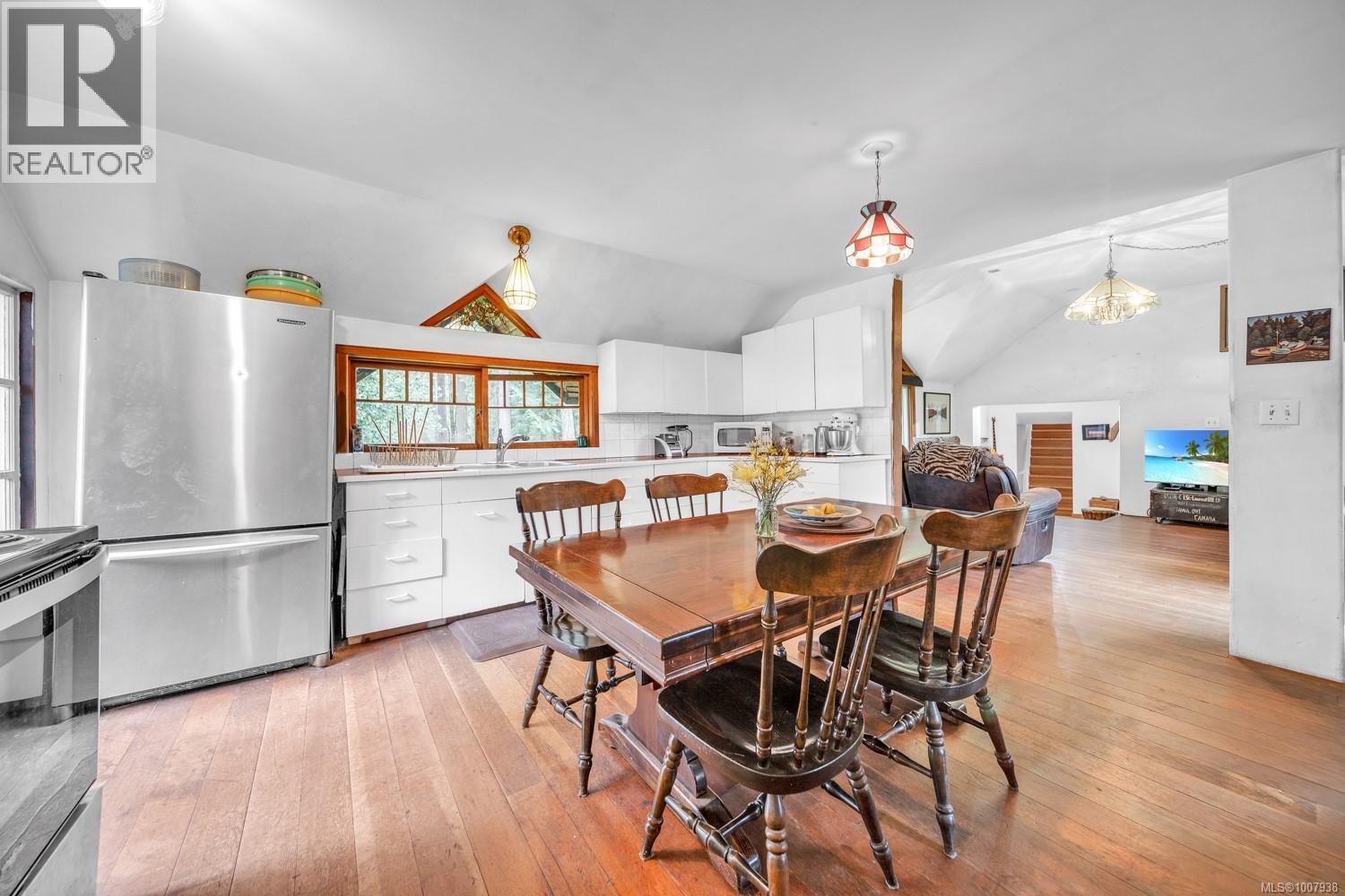 8706 Trans Canada Hwy, Chemainus