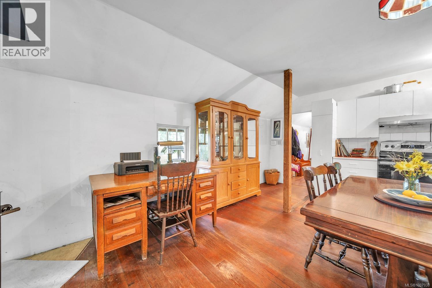 8706 Trans Canada Hwy, Chemainus