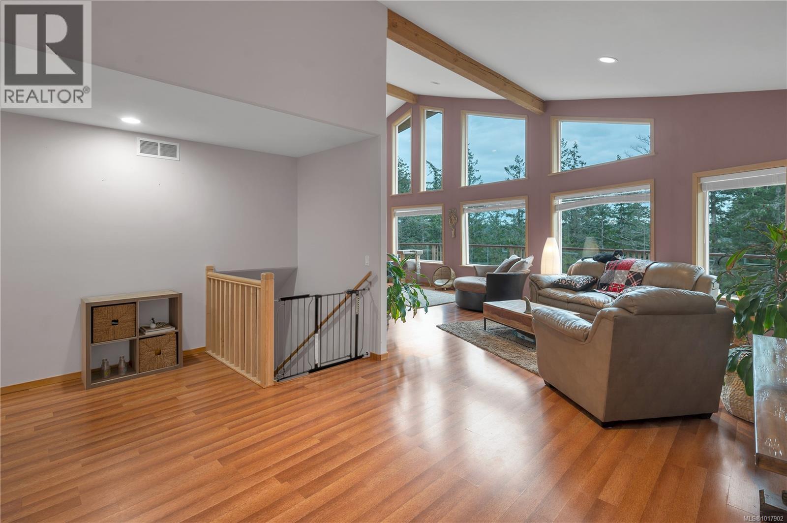 27A 620 Helanton Rd, Quadra Island