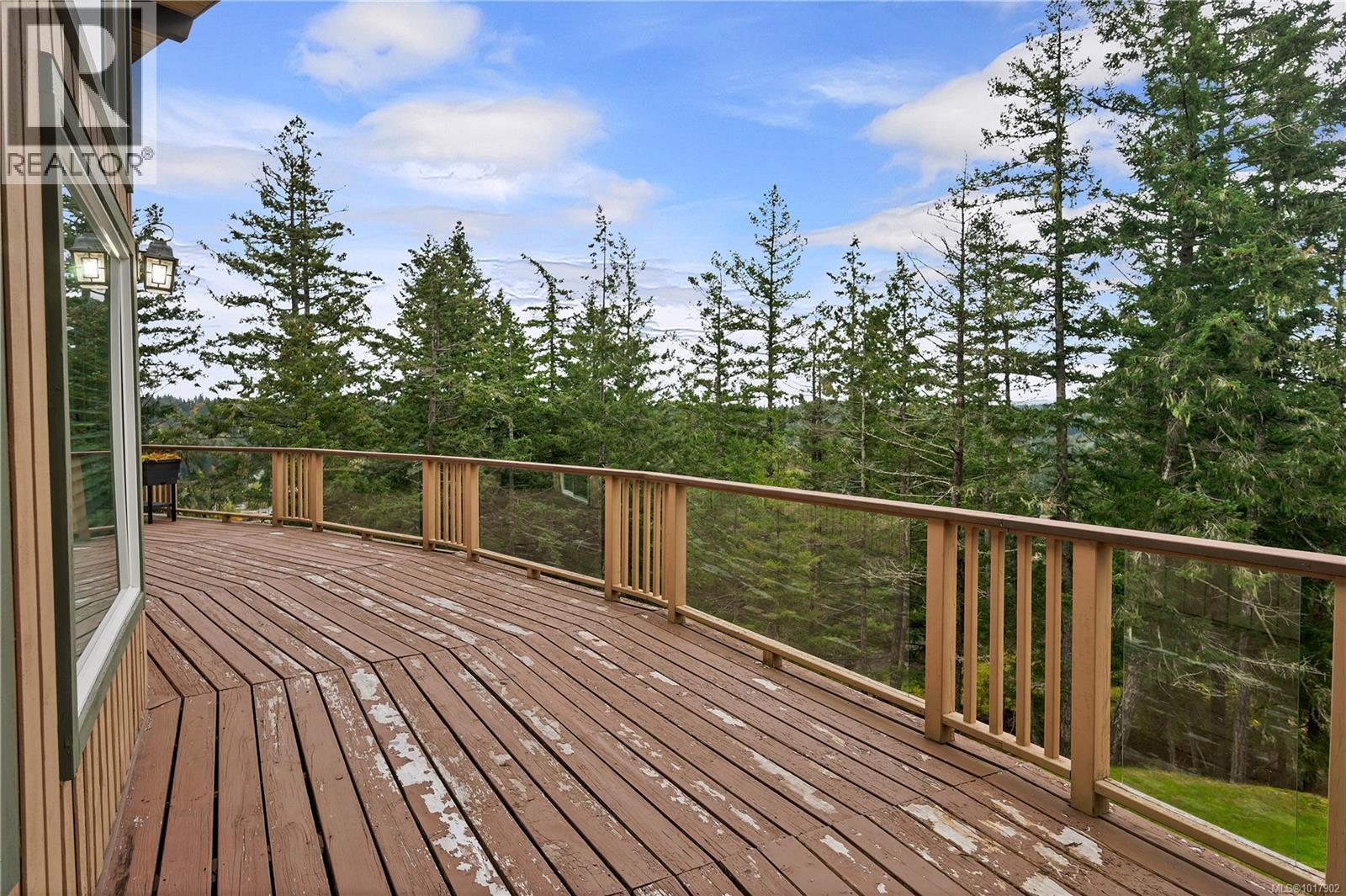 27A 620 Helanton Rd, Quadra Island