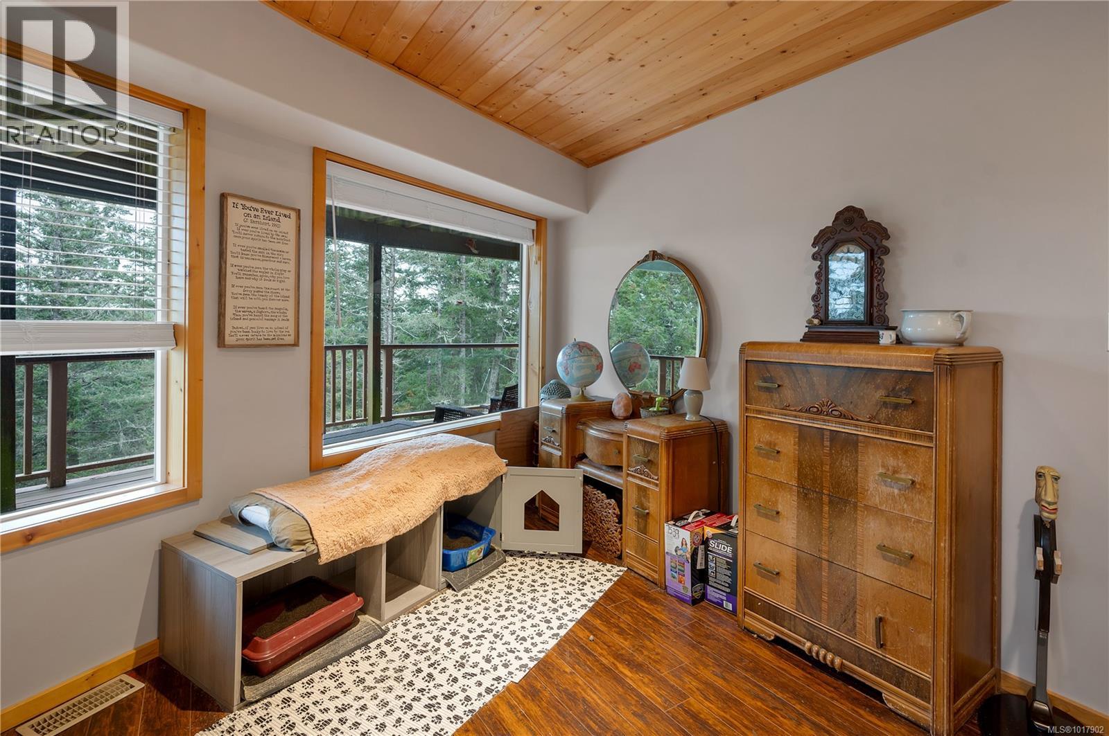 27A 620 Helanton Rd, Quadra Island