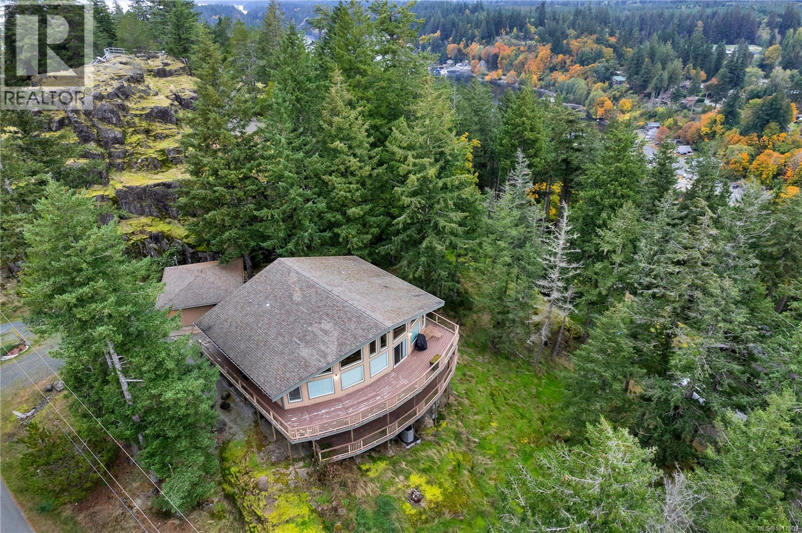 27A 620 Helanton Rd, Quadra Island
