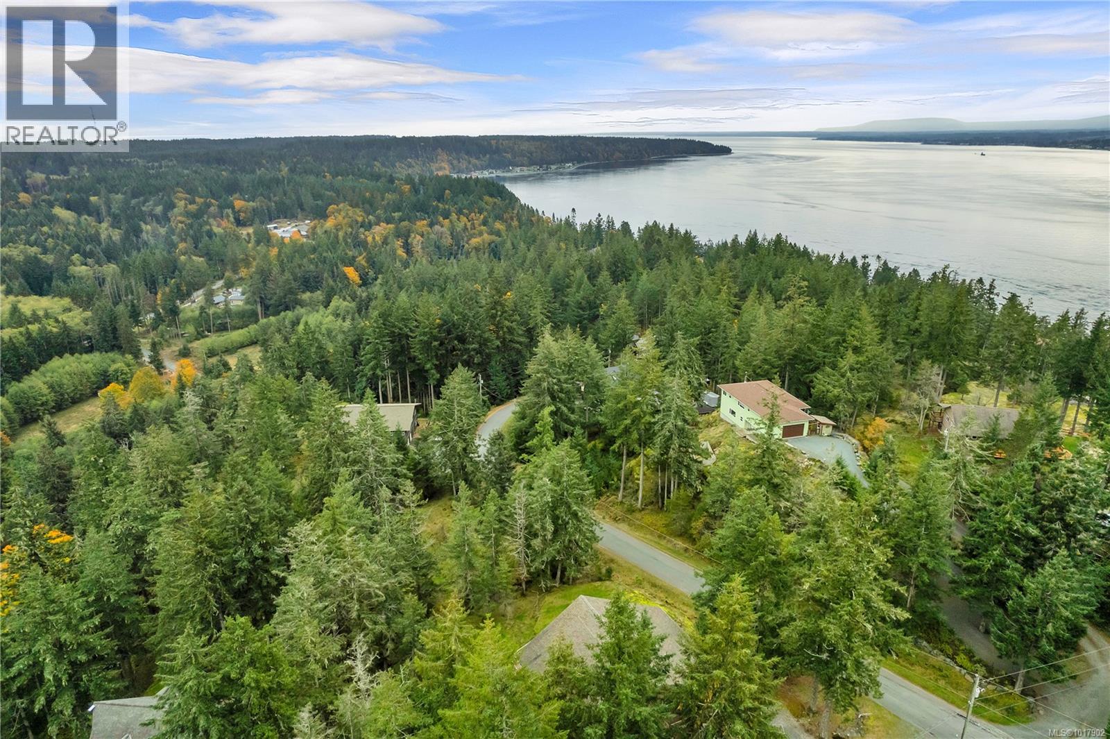 27A 620 Helanton Rd, Quadra Island