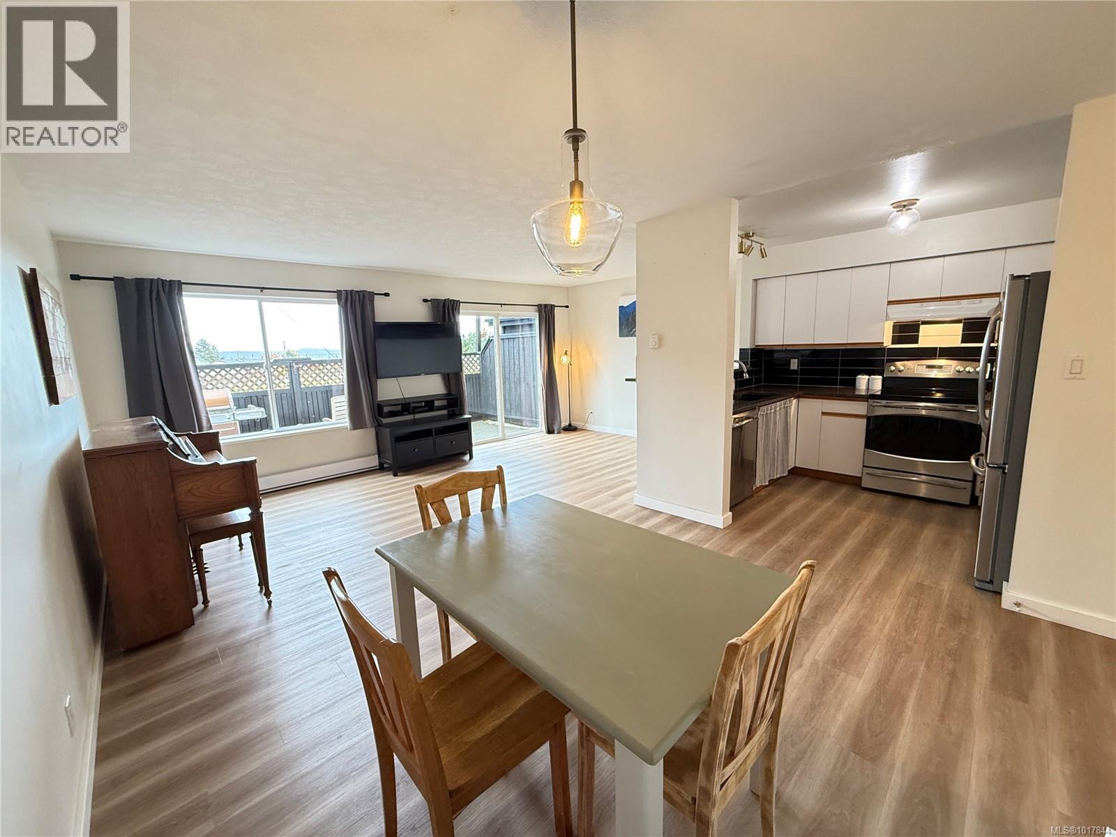 23 2697 Mine Rd, Port McNeill