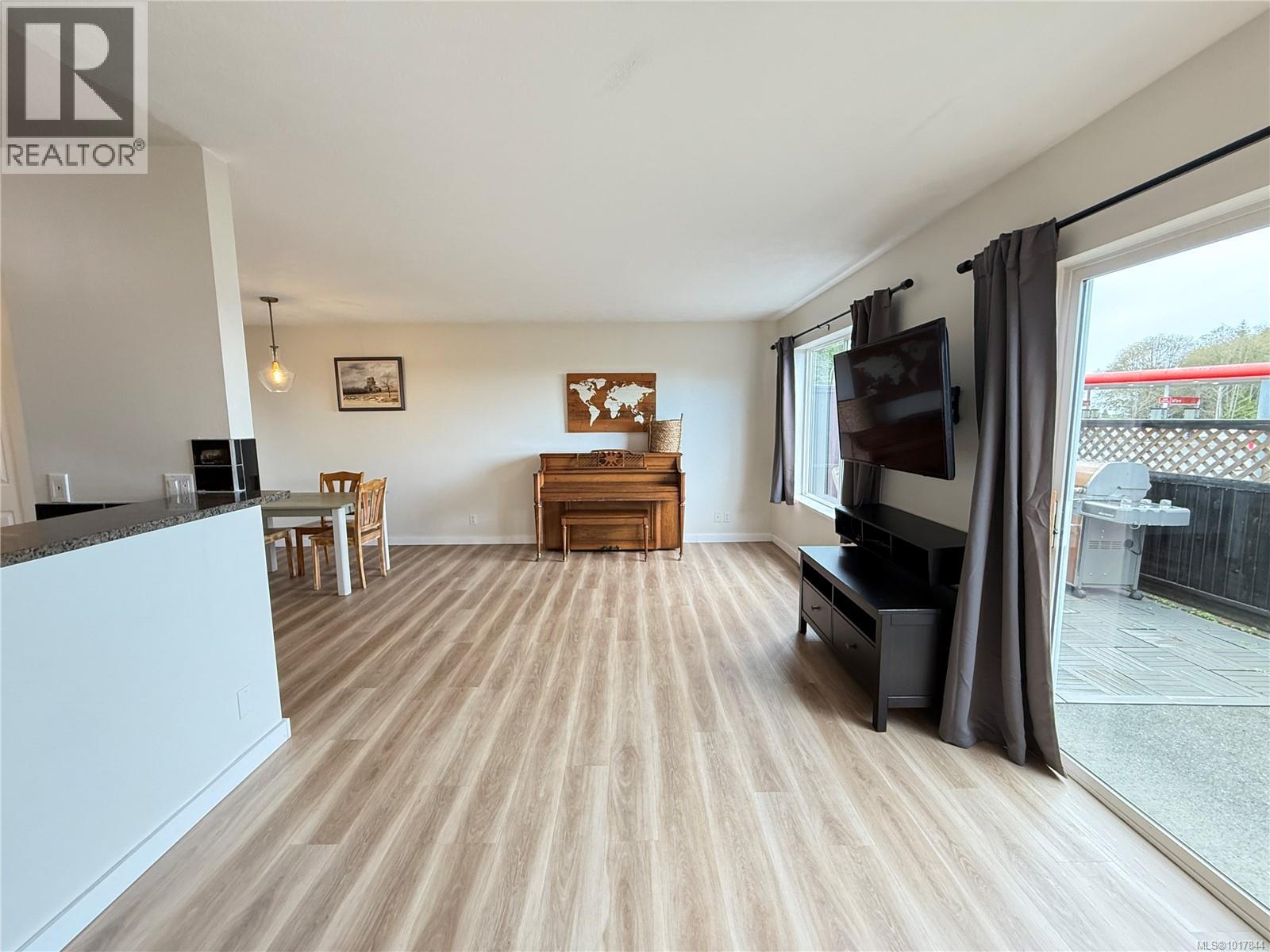 23 2697 Mine Rd, Port McNeill