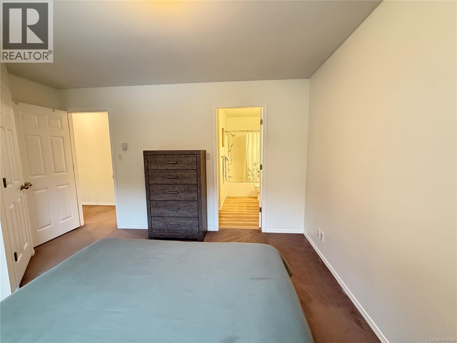 23 2697 Mine Rd, Port McNeill