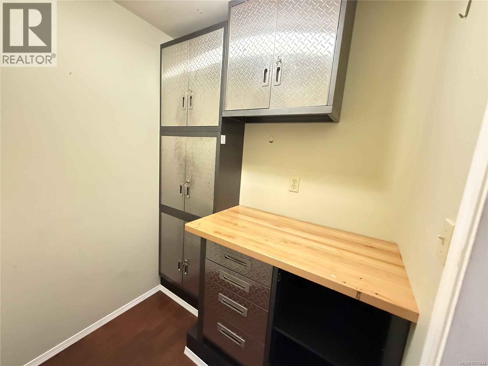 23 2697 Mine Rd, Port McNeill