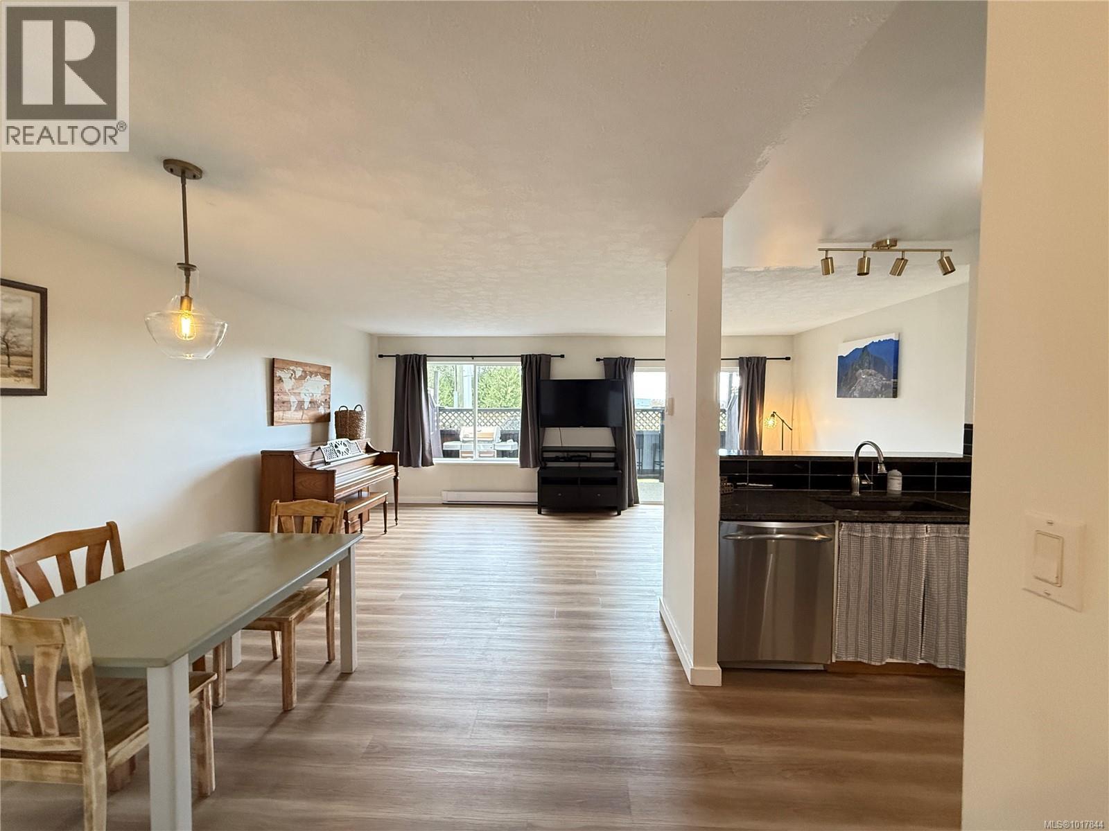 23 2697 Mine Rd, Port McNeill