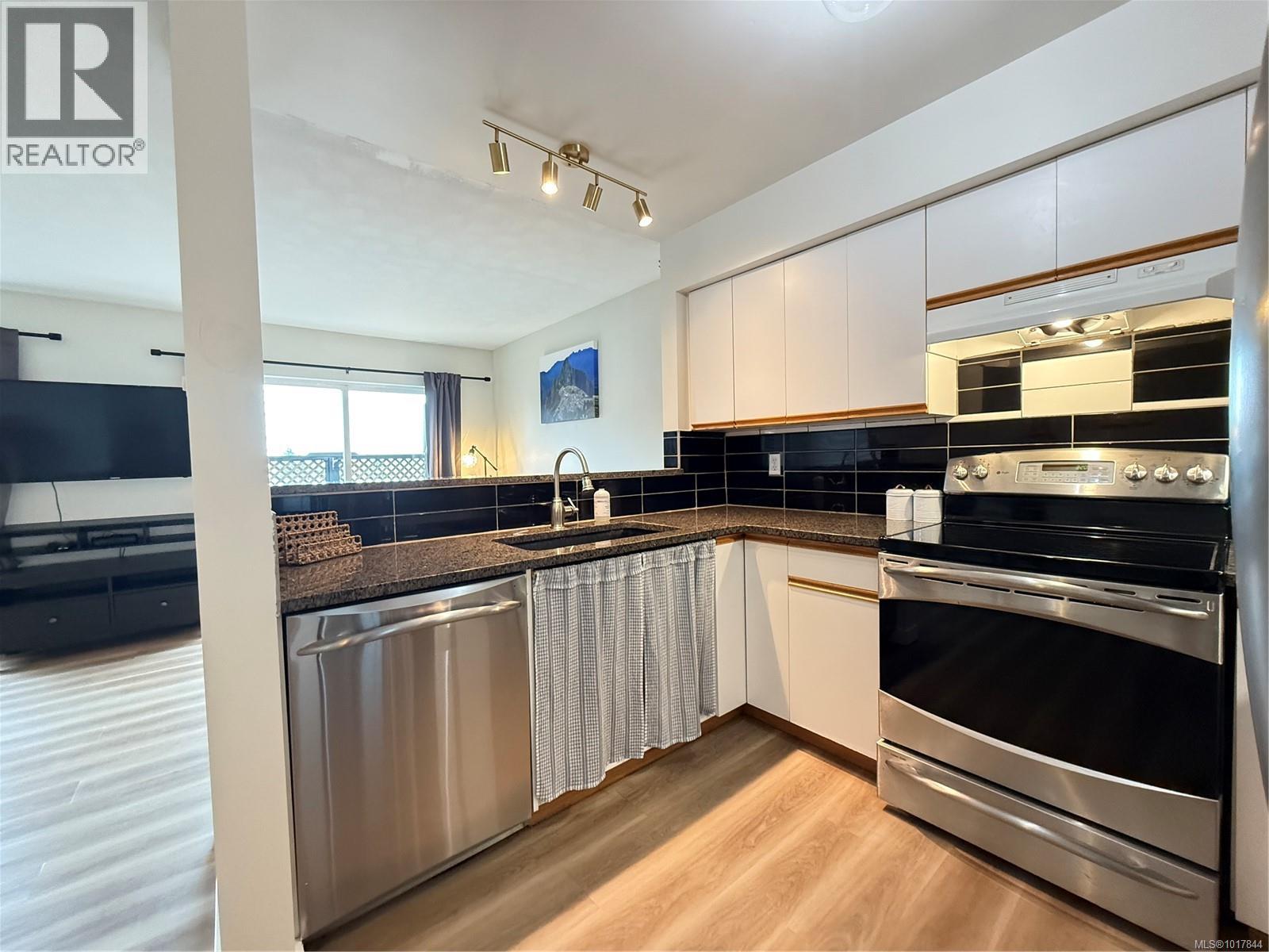 23 2697 Mine Rd, Port McNeill