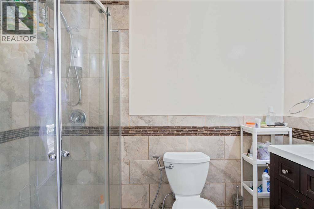 Single Family House Bungalow for Sale in   Avenue NE Pineridge Calgary 