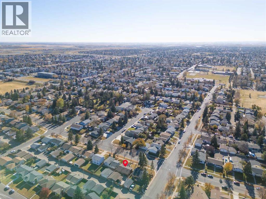 Single Family House Bungalow for Sale in   Avenue NE Pineridge Calgary 