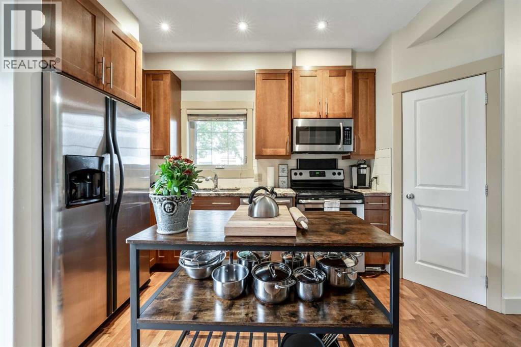 Single Family House for Sale in    Avenue NE Renfrew Calgary 