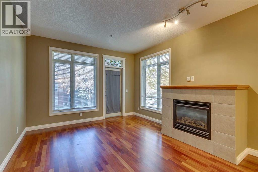 Single Family House for Sale in   Hemlock Crescent SW Spruce Cliff Calgary 