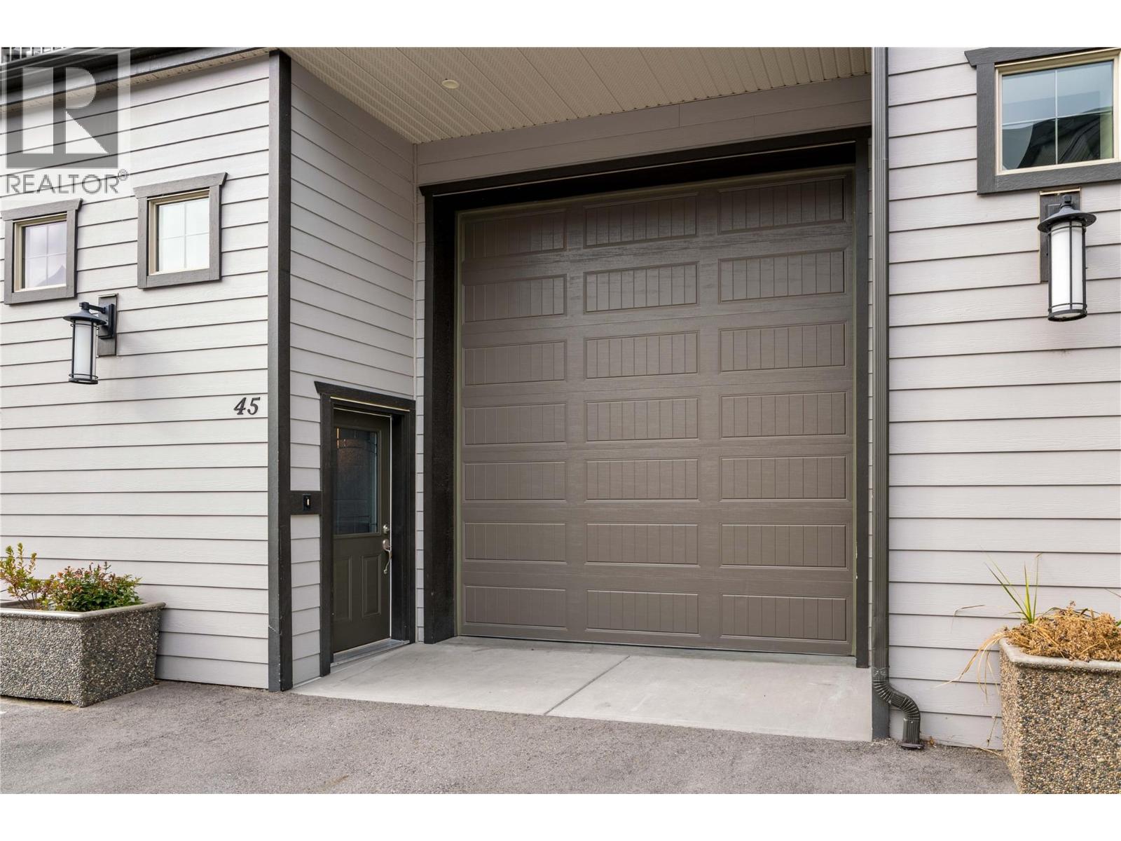 45 3359 Cougar Road, Westbank