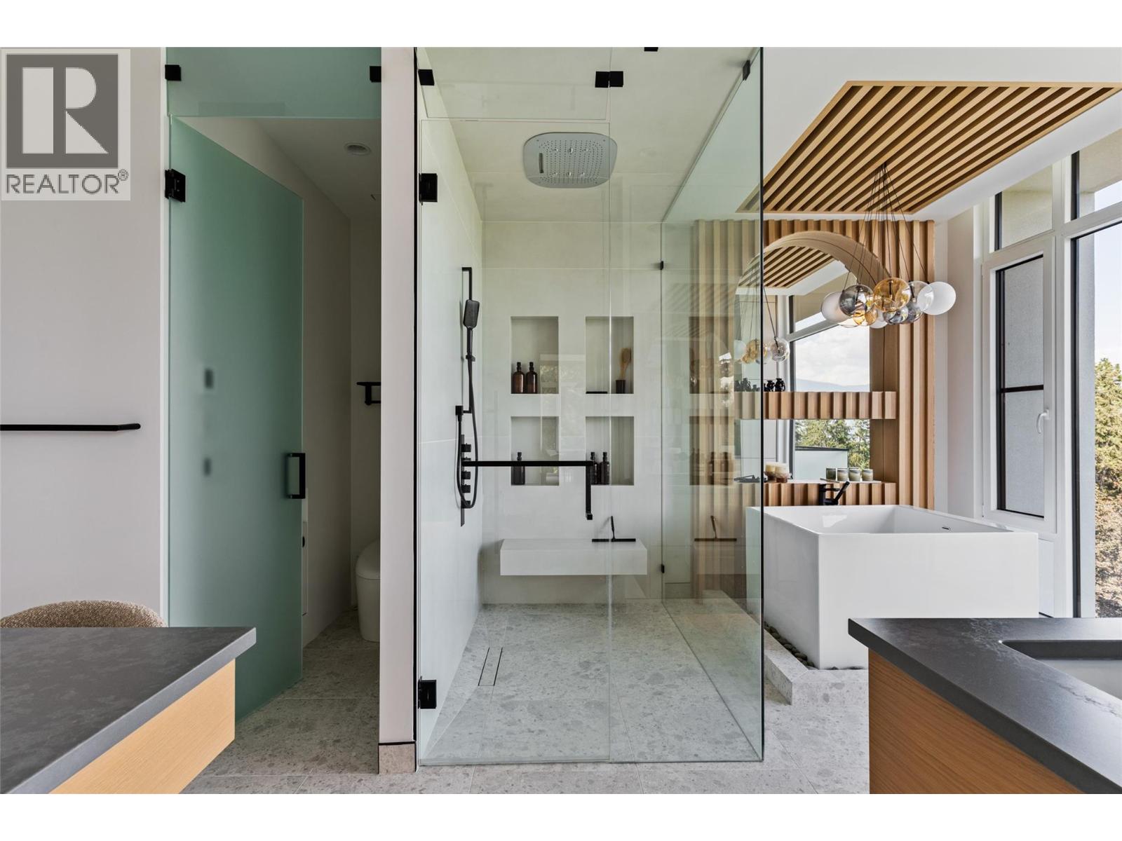 2843 Lakeridge Road, West Kelowna