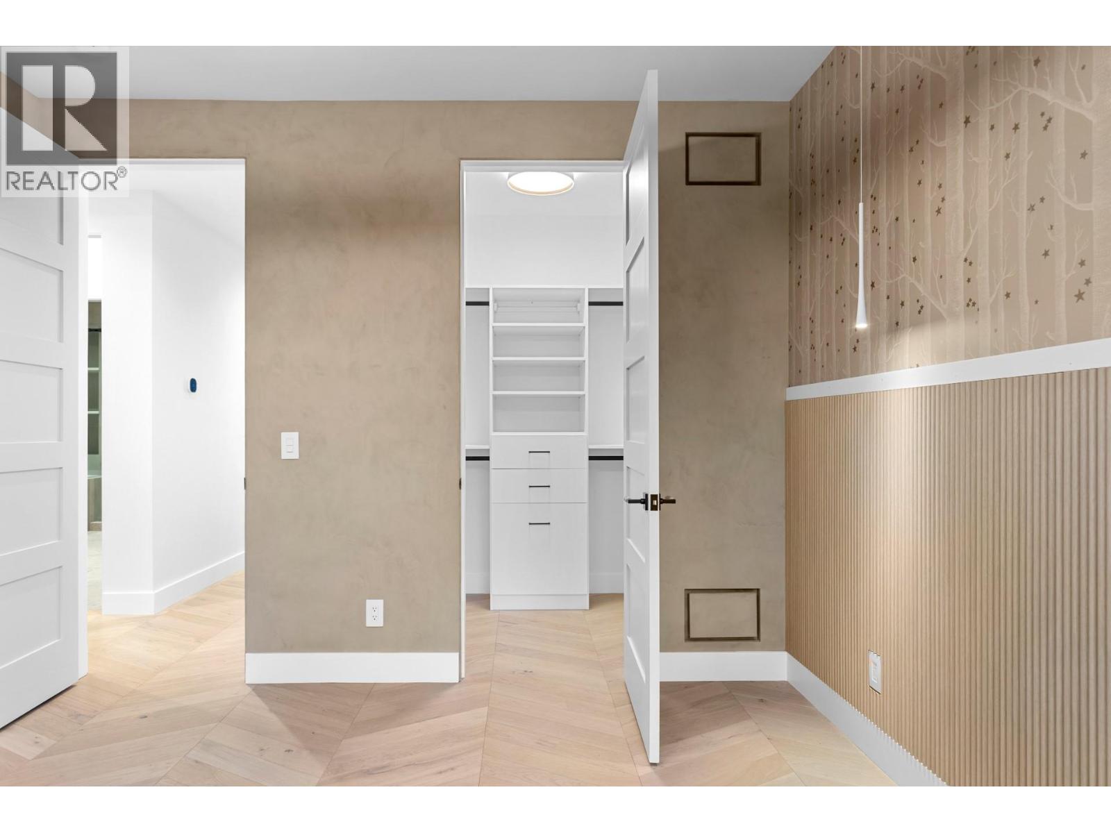 2843 Lakeridge Road, West Kelowna