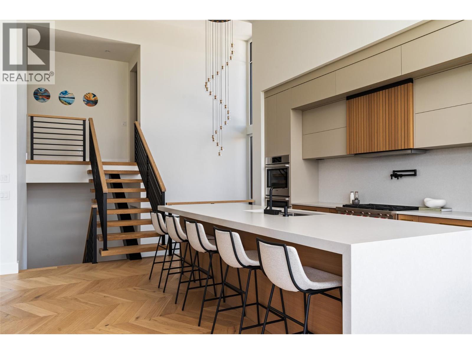 2843 Lakeridge Road, West Kelowna