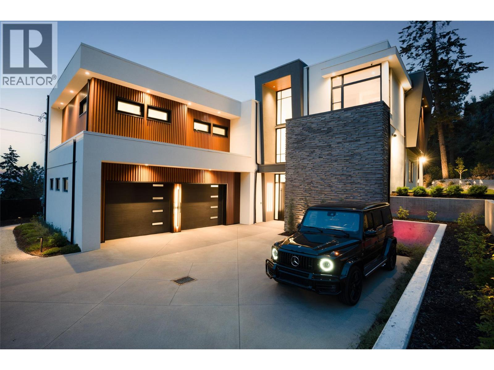 2843 Lakeridge Road, West Kelowna