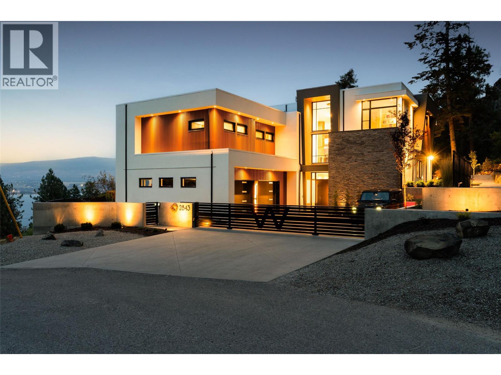 2843 Lakeridge Road, West Kelowna