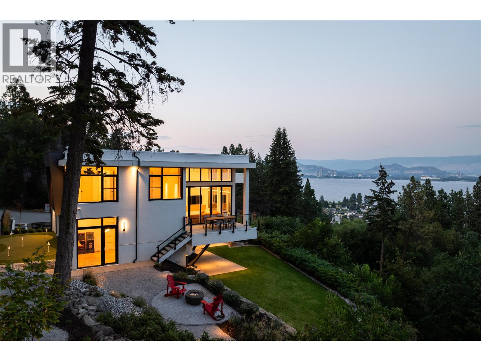 2843 Lakeridge Road, West Kelowna