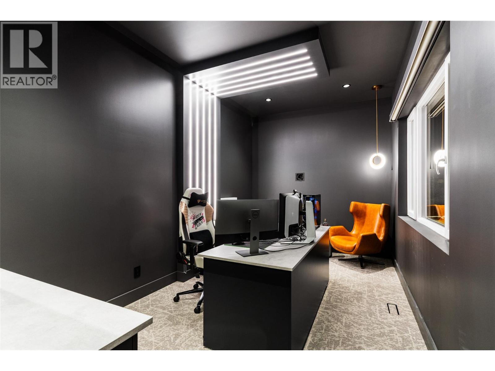 2843 Lakeridge Road, West Kelowna