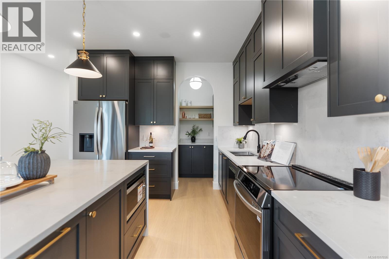  611 Madrona Place, Langford