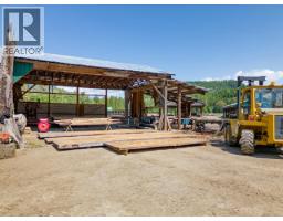209 Lardeau River Road, Lardeau, BC V0G1N0 Photo 32