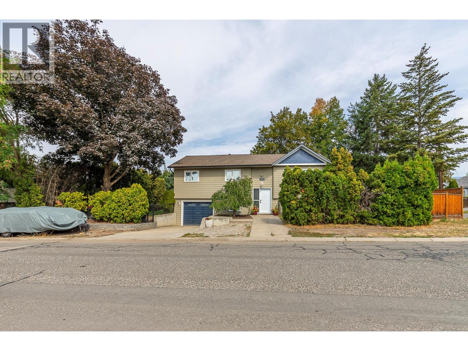  2401 40 Avenue, Vernon