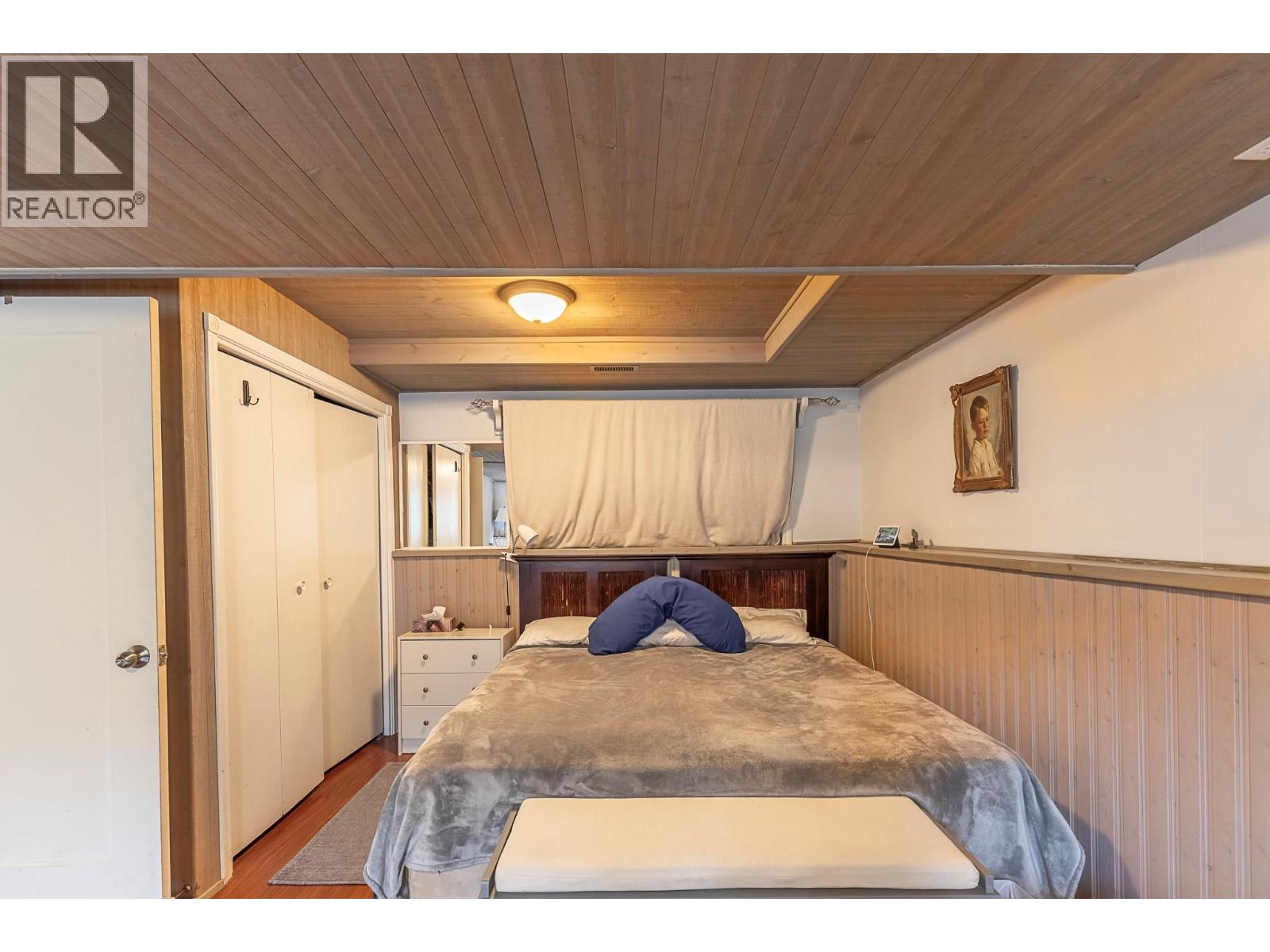  2401 40 Avenue, Vernon