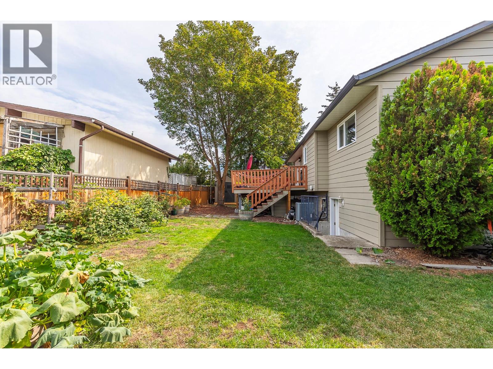  2401 40 Avenue, Vernon