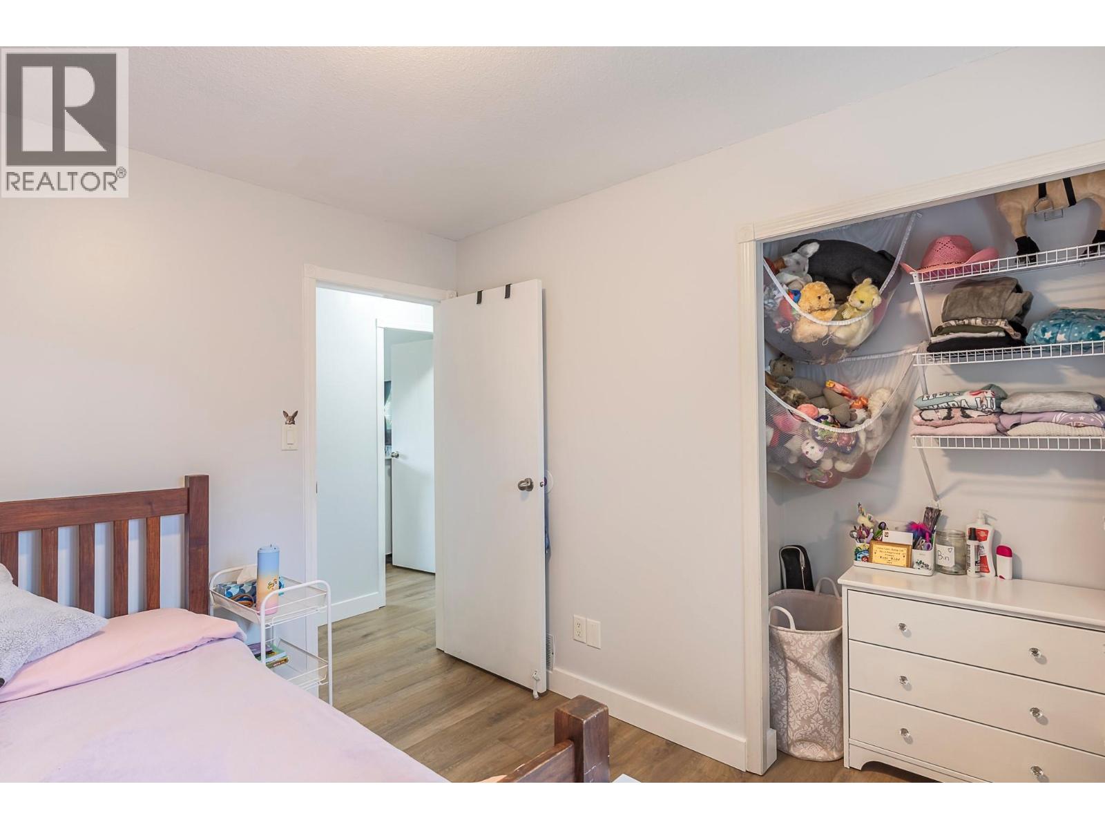  2401 40 Avenue, Vernon